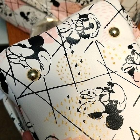 NWT Petunia pickle bottom shimmery Minnie mouse boxy backpack, Disney baby, cute - Picture 7 of 14